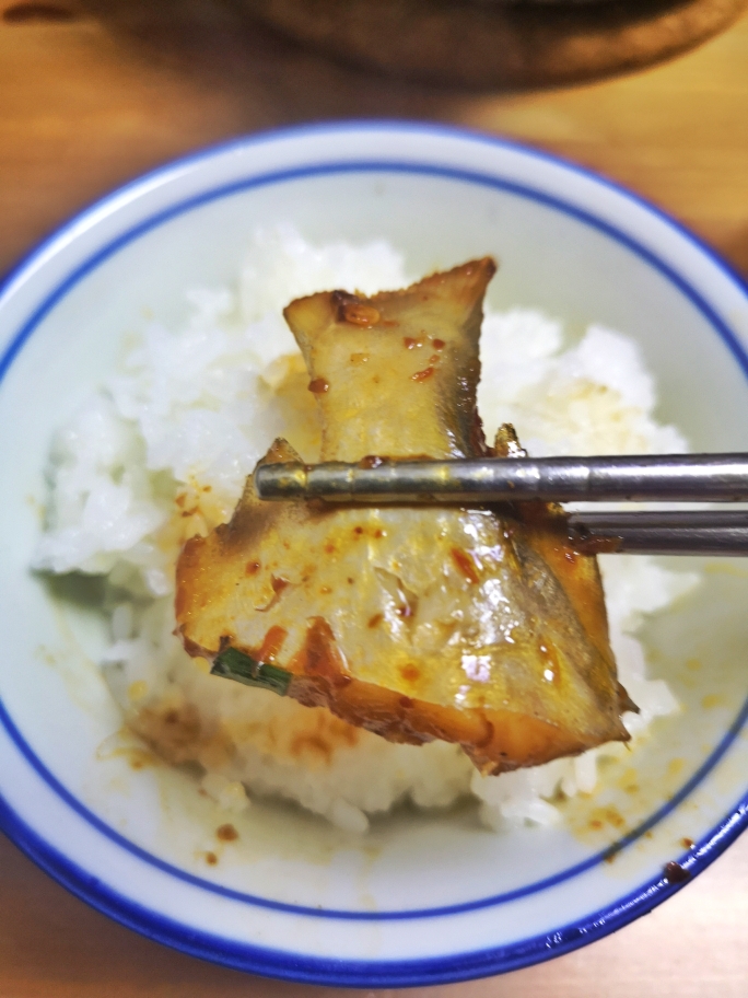 砂锅焗鲳鱼