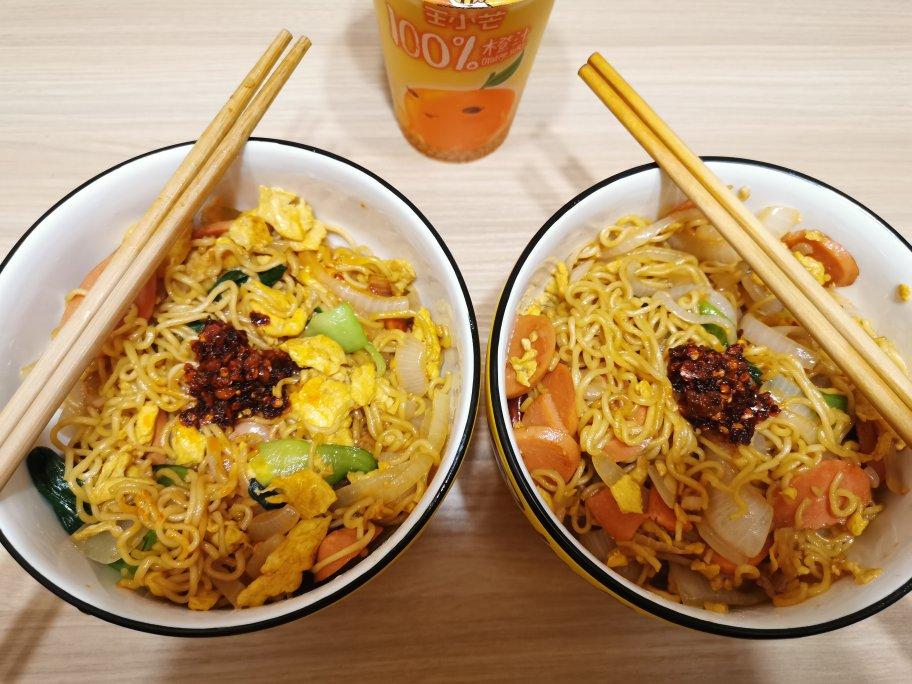 炒方便面￨幸福感爆棚