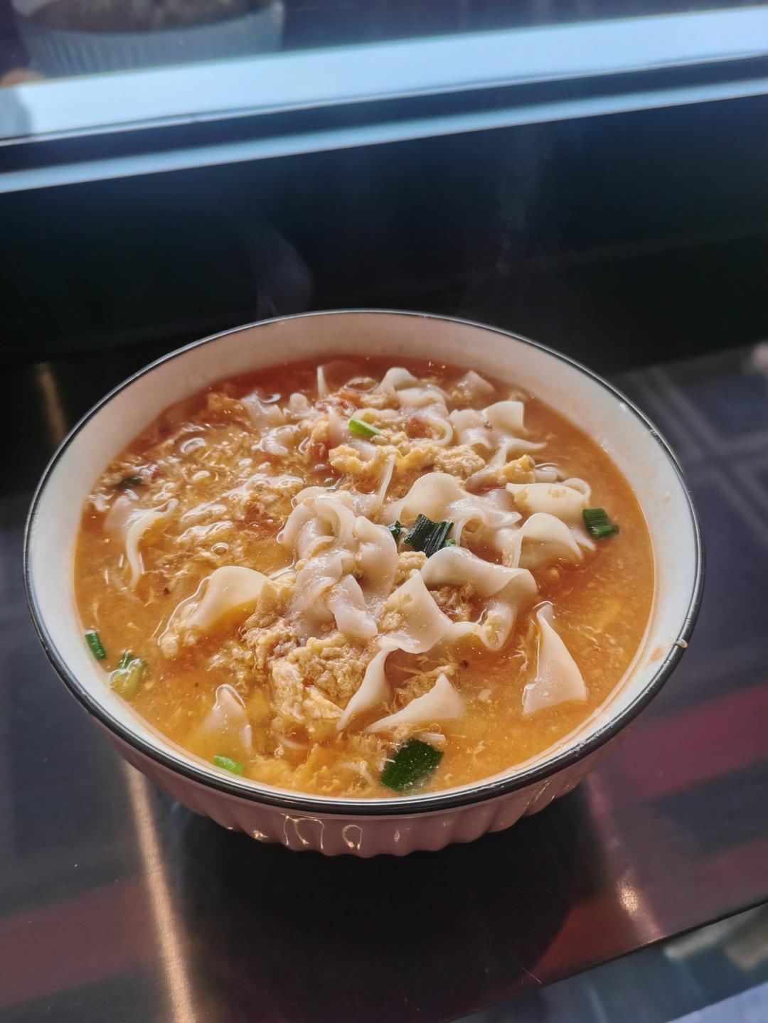 恨不得抱着锅舔的番茄鸡蛋面