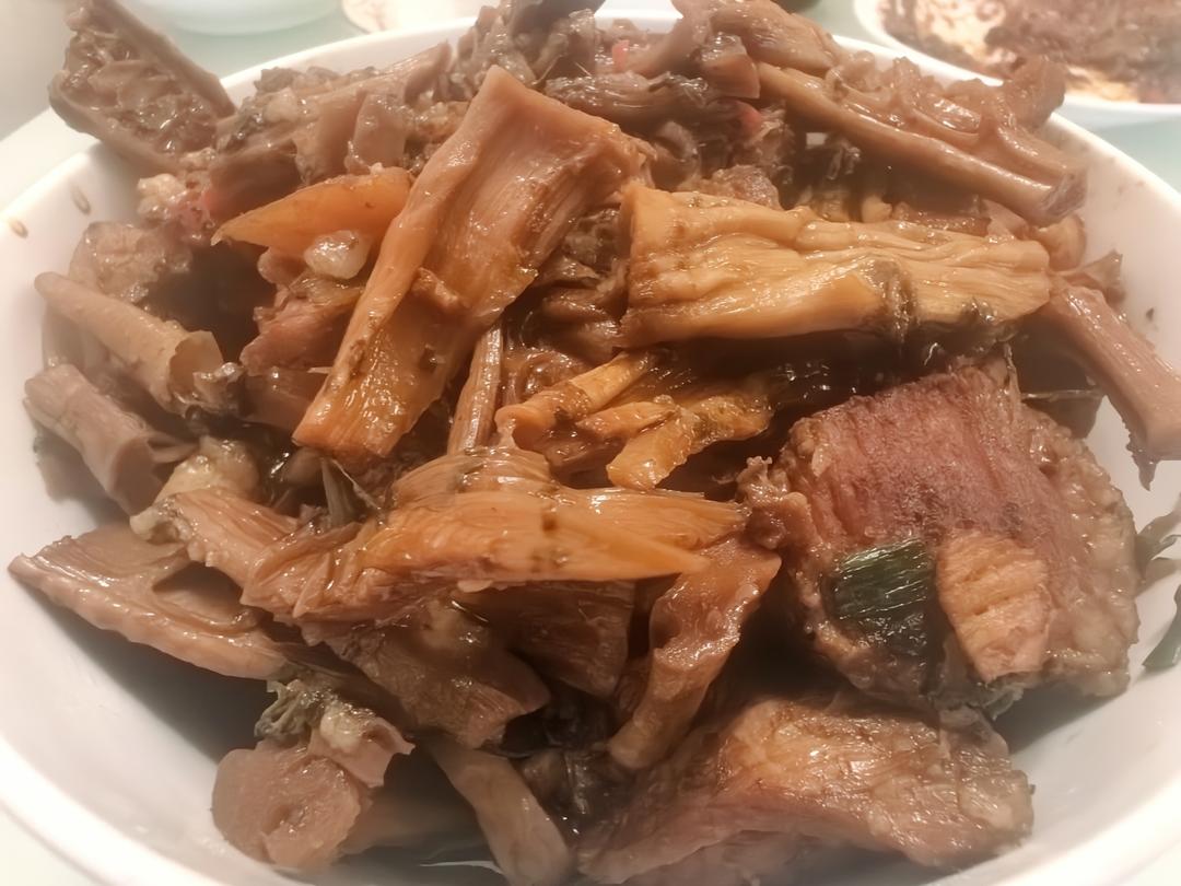 绝对下饭的笋干烧肉