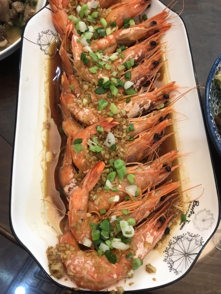 蒜蓉蒸九节虾的做法