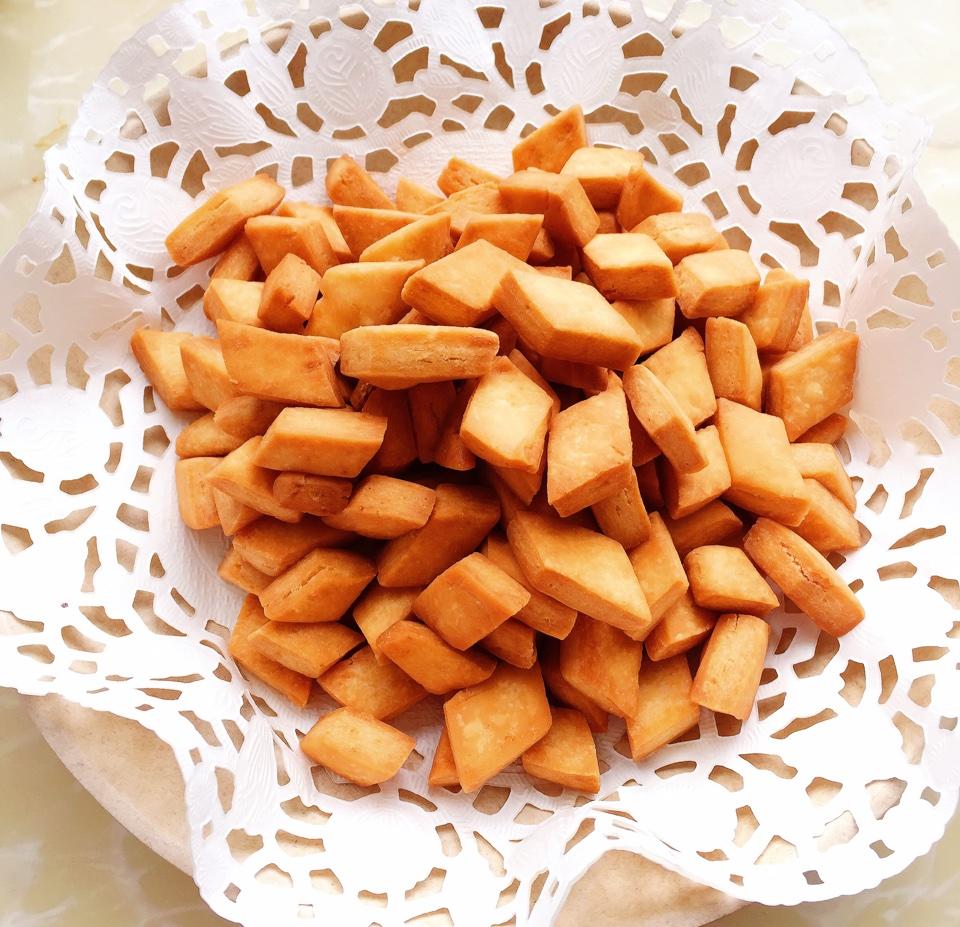 小少妈妈做的香酥棋子