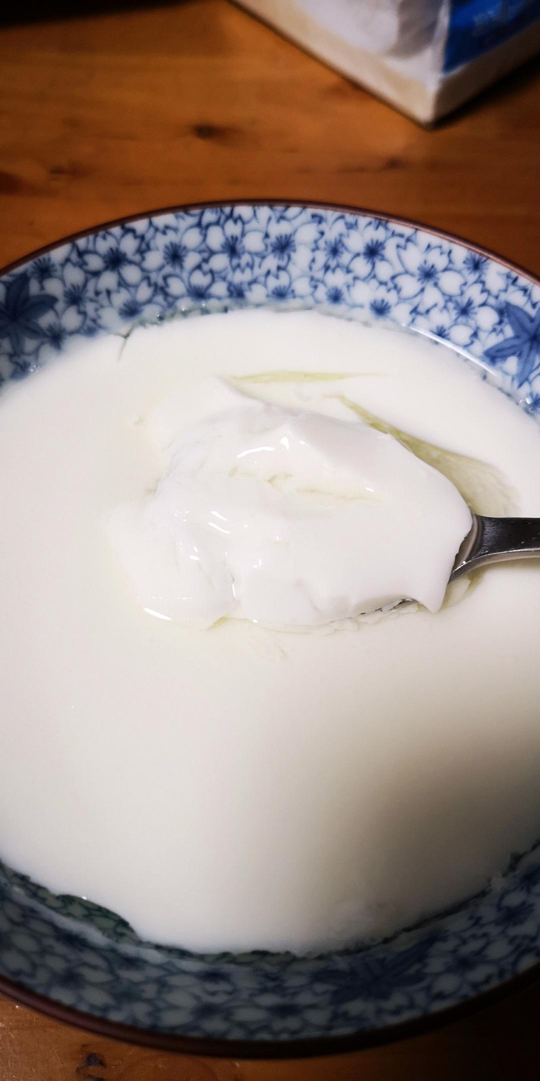 只需两种原料，吃上凝脂般滑嫩老北京宫廷奶酪！