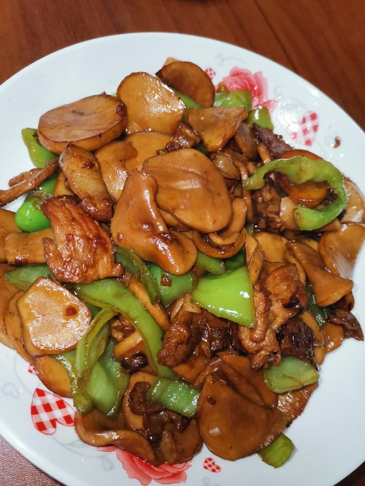 家常杏鲍菇炒肉片🥢快手美味～的做法