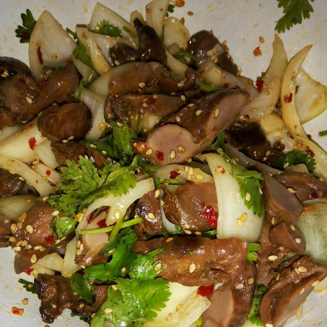 手机用户7265_8a7f做的拌鸡胗