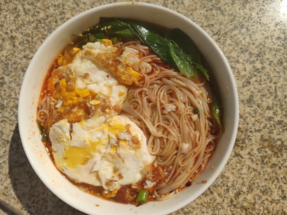 酸汤面