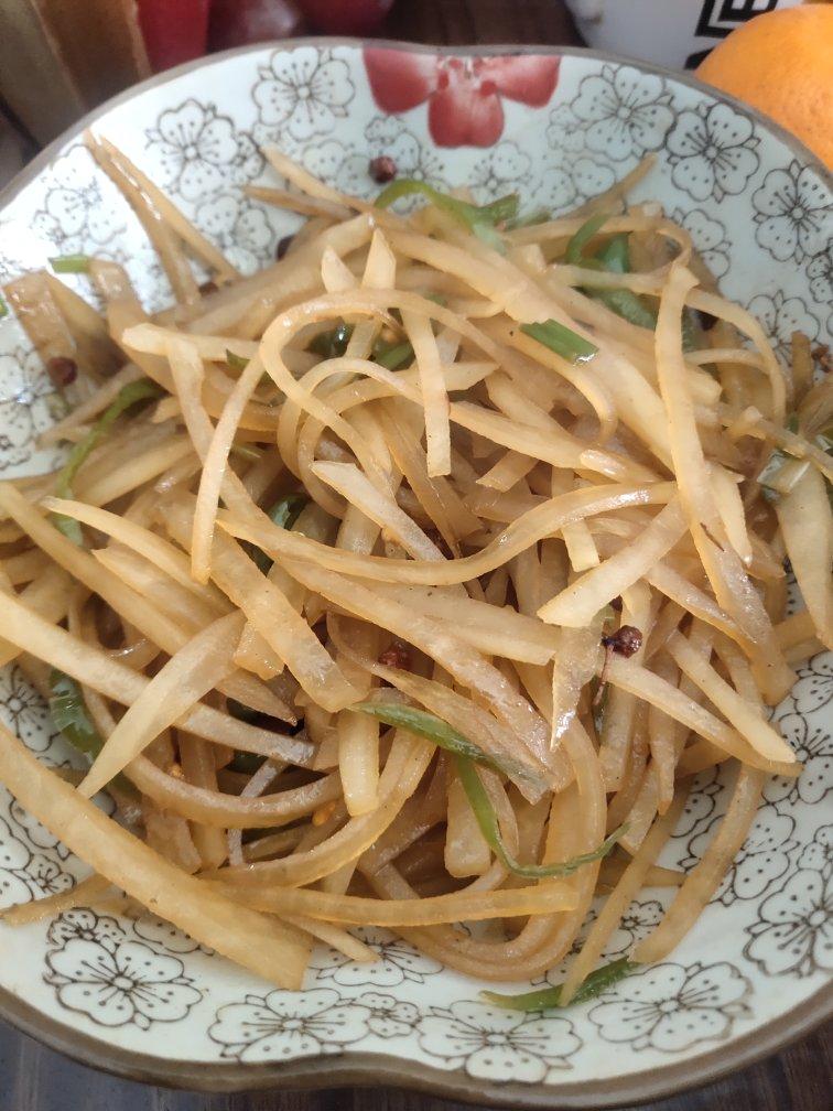 在家也能做出馆子味儿的醋溜/炝炒/酸辣土豆丝（就是那道看似简单，实则步步玄机的土豆丝）