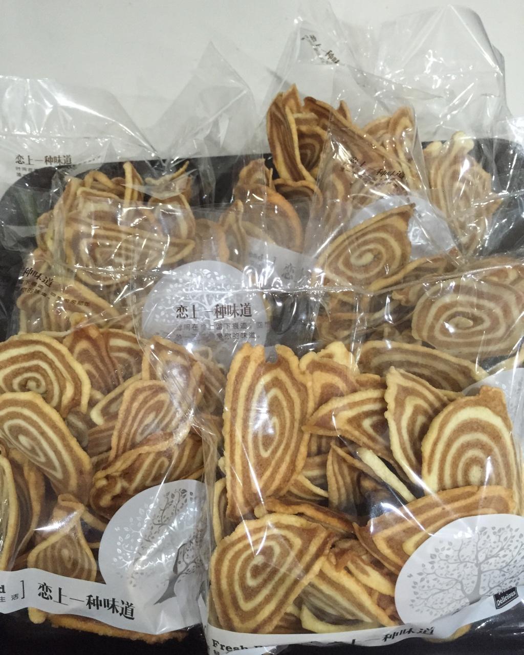 炸猫耳朵牛耳朵零食年货猪耳朵