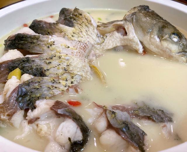 水煮鱼（鱼片）汤的做法