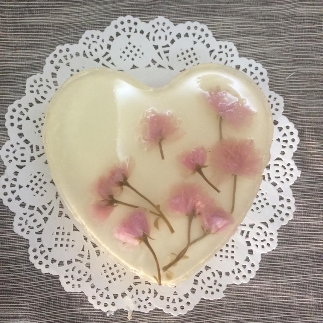 颜值爆表的樱花慕斯。（6寸圆模）