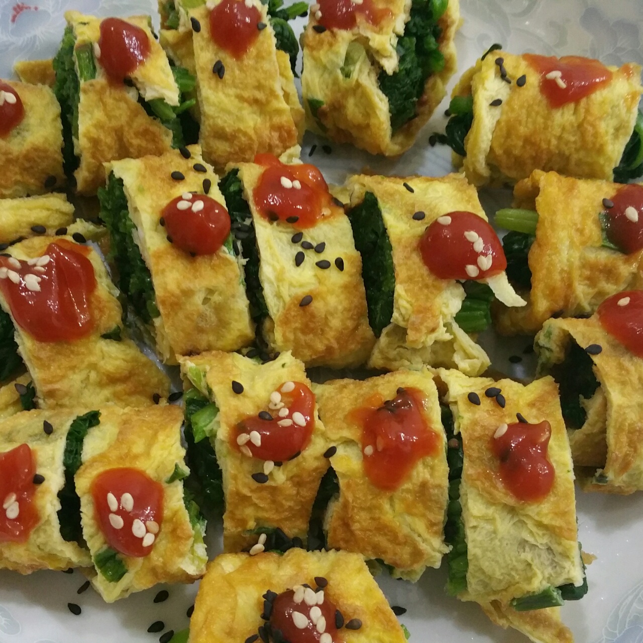 菠菜鸡蛋卷
