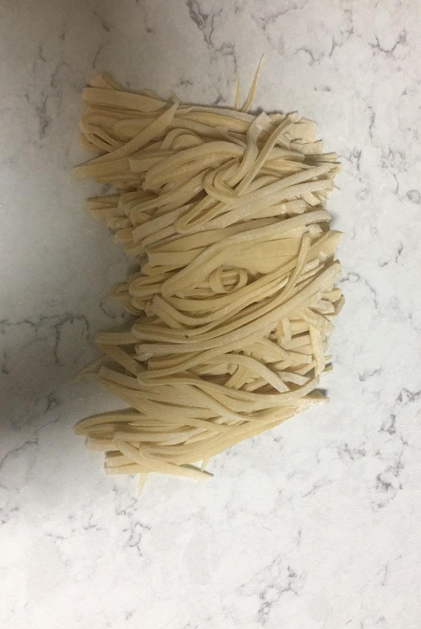 快手纯手工擀面条