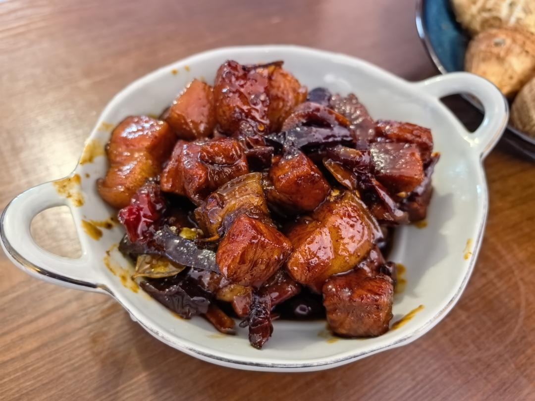 不焯水不放油的家常红烧肉