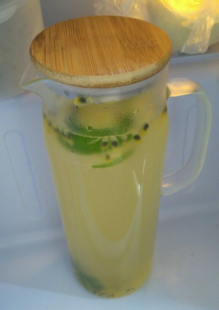 百香果青桔柠檬蜂蜜水