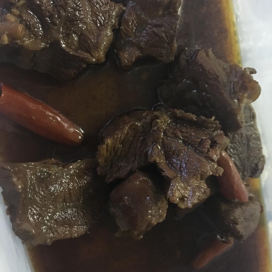 炖牛肉