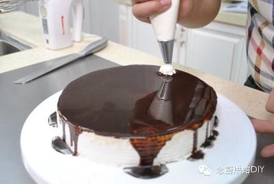 念厨烘焙DIY-简易版生日蛋糕的做法 步骤13