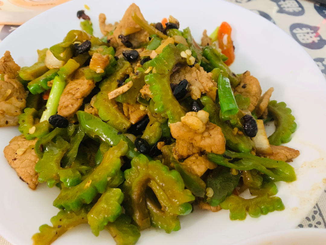 苦瓜炒肉