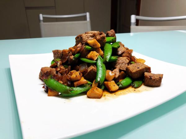 黑胡椒杏鲍菇牛肉粒