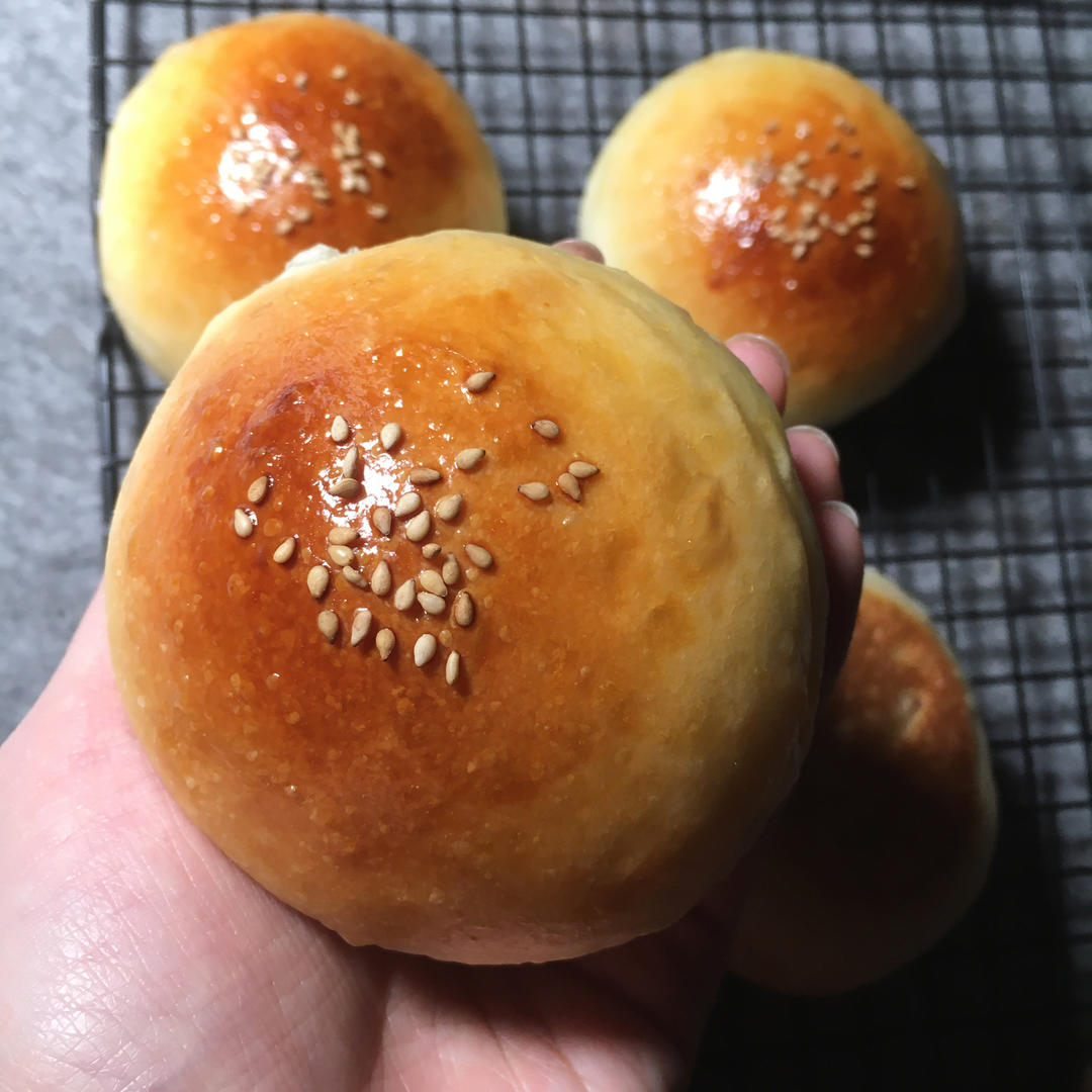 『蜂蜜奶油小餐包』