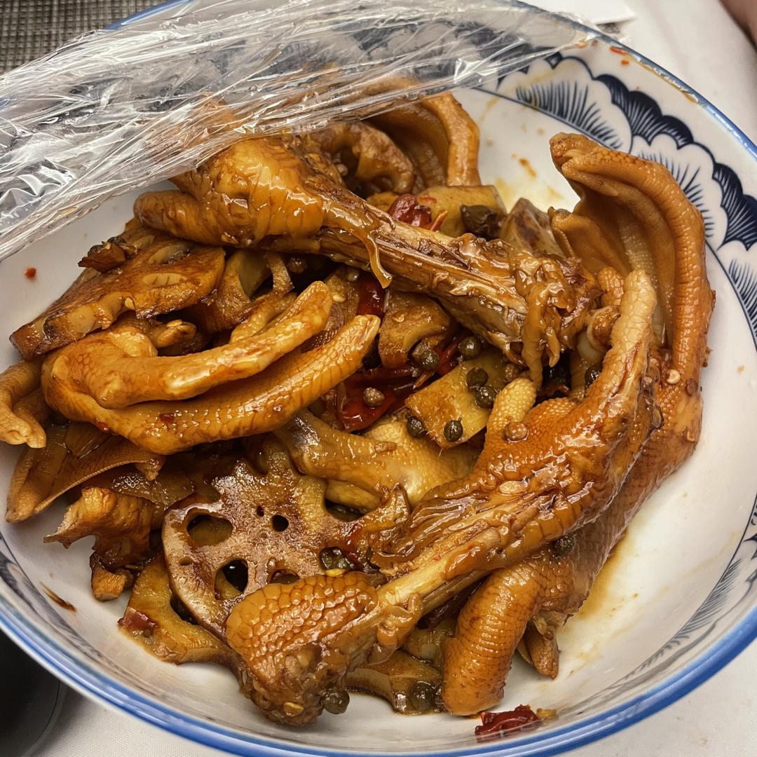 卤鸭掌不好吃你打我