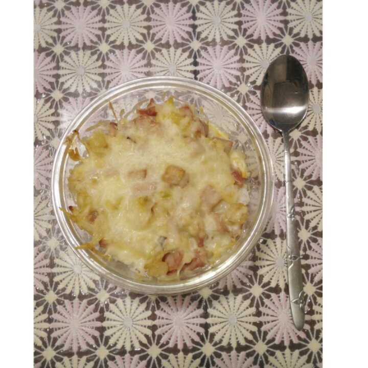 鲜虾培根芝士焗饭