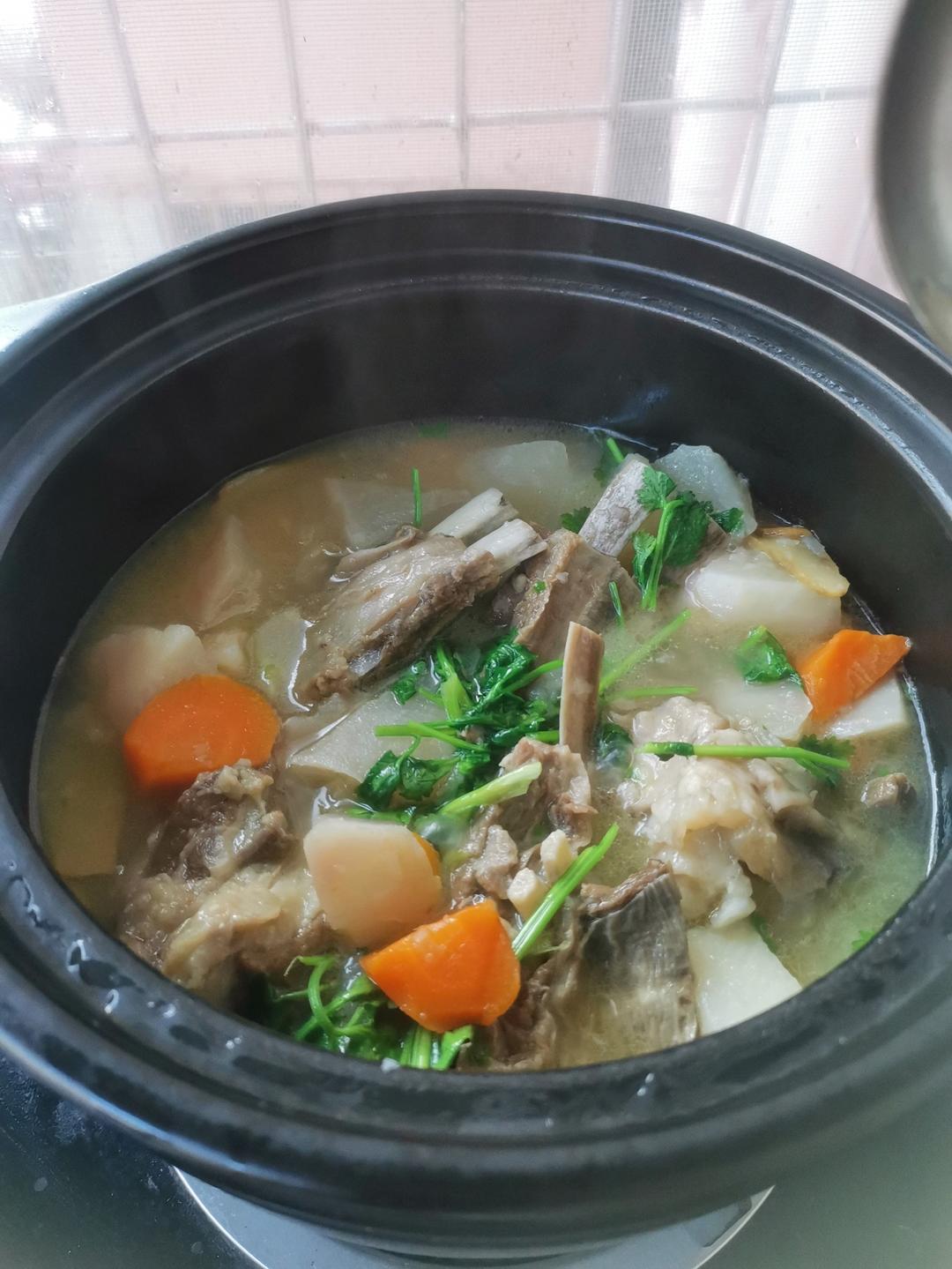 清炖羊肉（新疆特色）