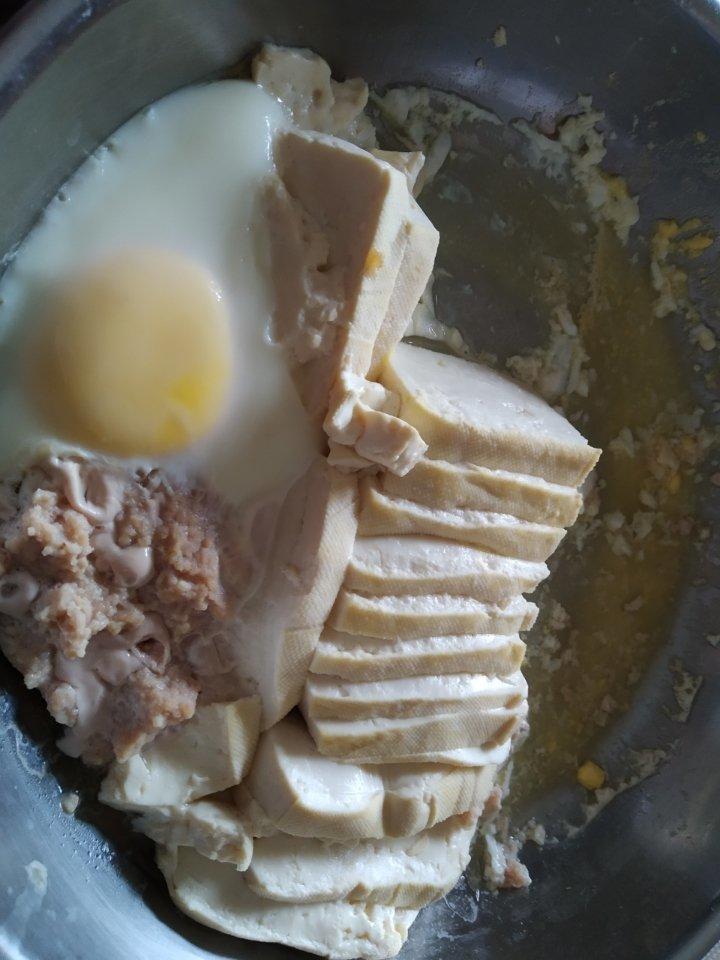 芳华豆腐抱鸡蛋