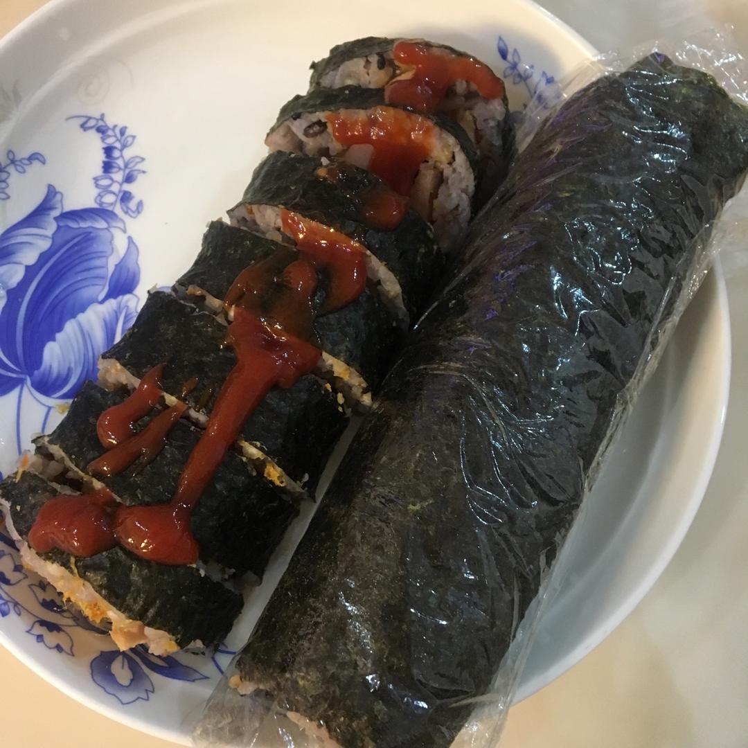 紫菜卷寿司