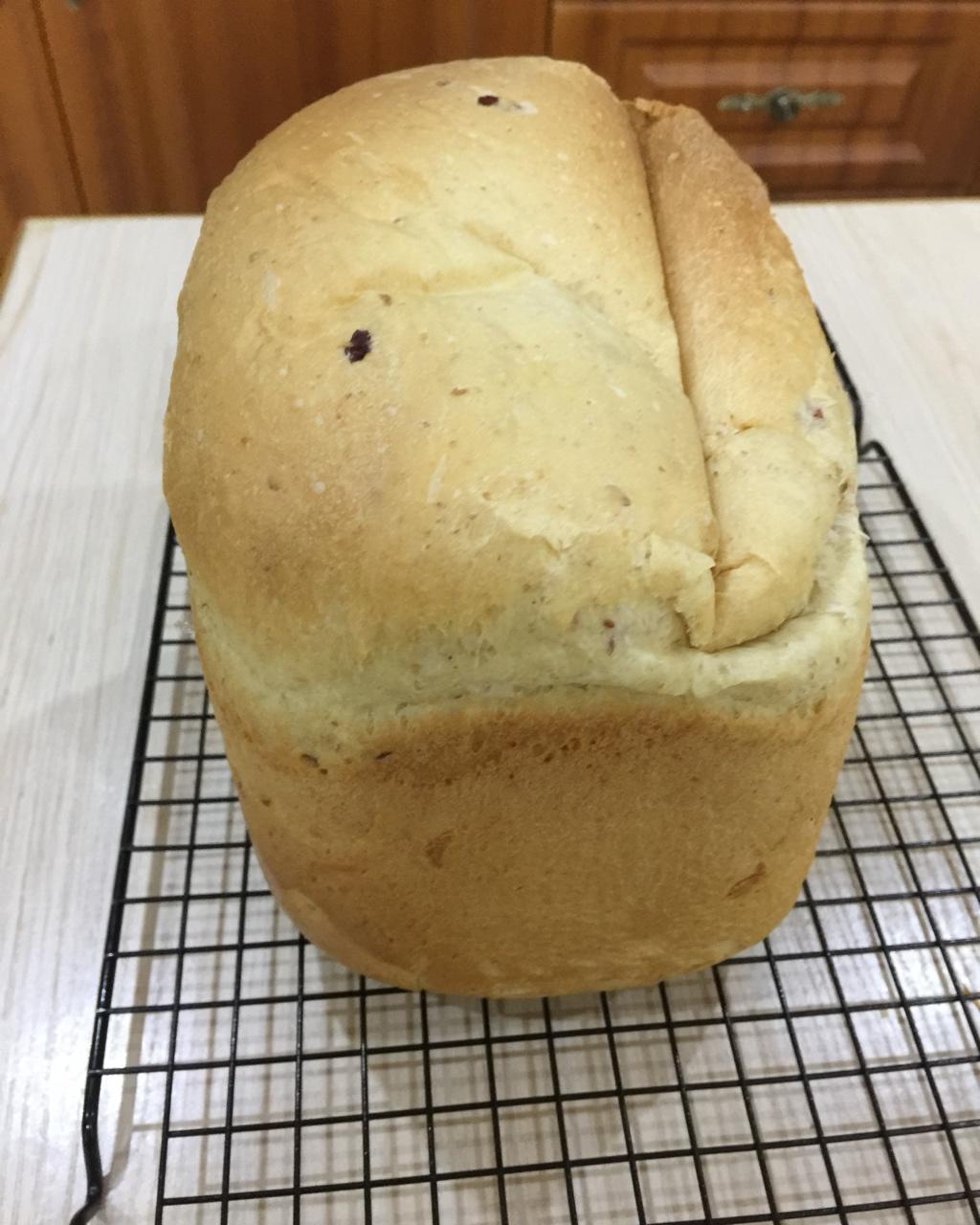 一键式全麦蔓越莓吐司