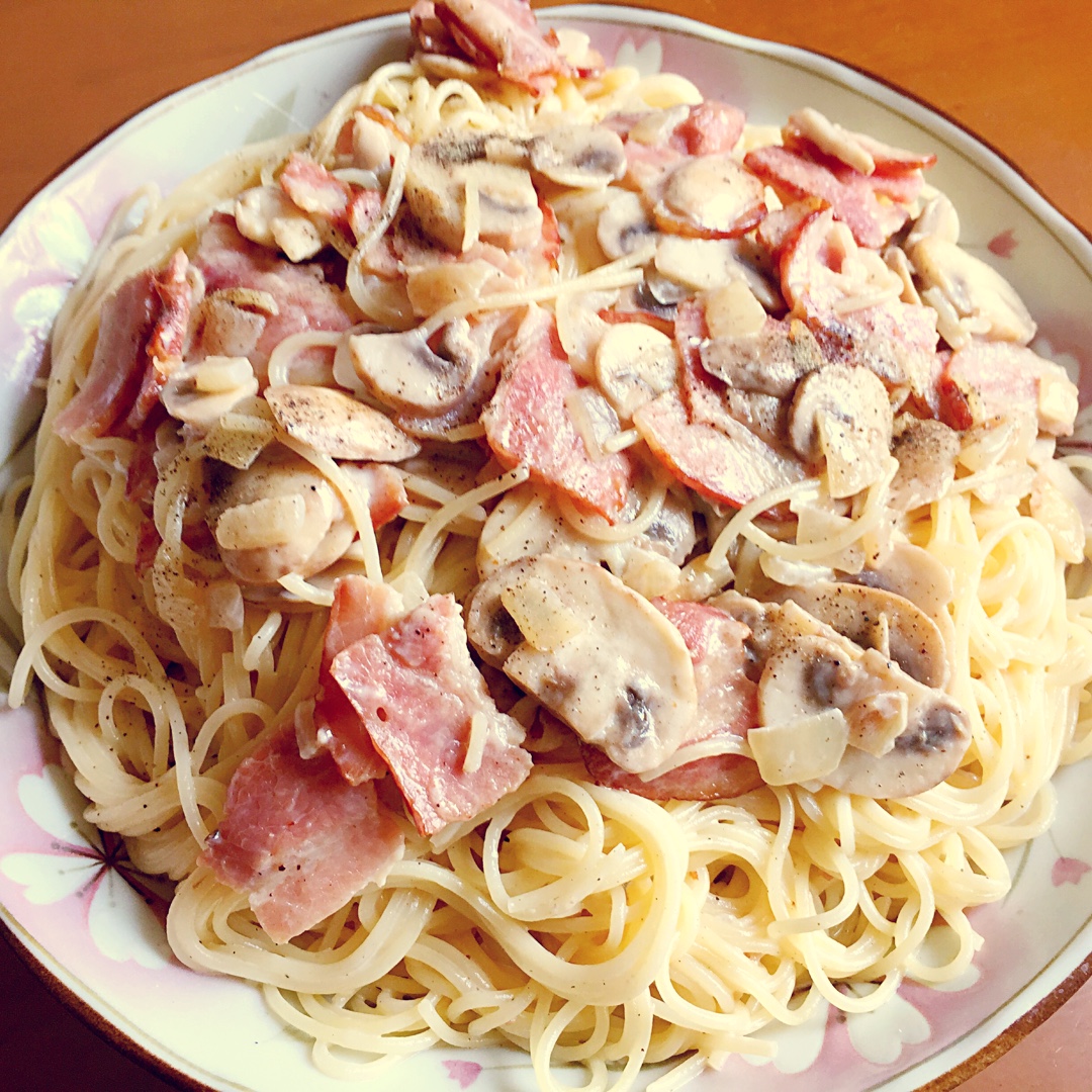 【白蘑菇奶油培根意面图片】手机用户1707_l4d6_下厨房