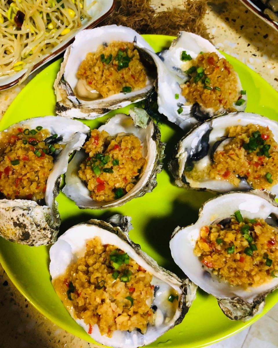 超简单～蒸蒜蓉生蚝