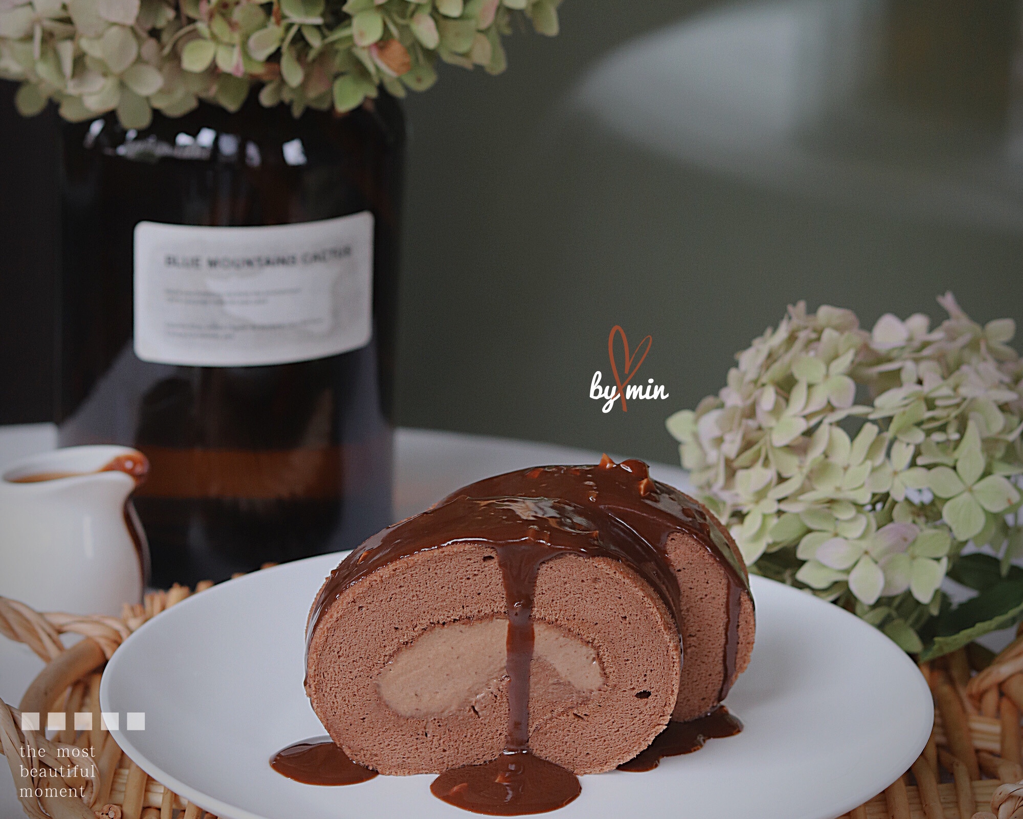 脆皮淋面の双重🍫巧克力奶油蛋糕卷的做法