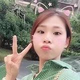 黄小荣r