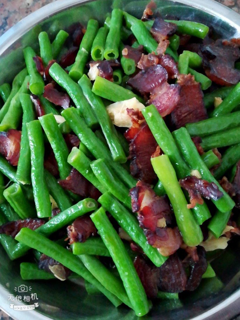 琪珍做的腊肉炒豆角