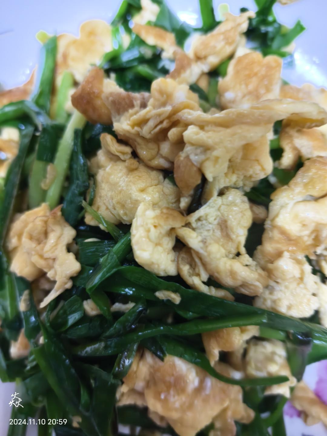 韭菜炒鸡蛋——三分钟快手下饭菜 掌握火候的秘诀