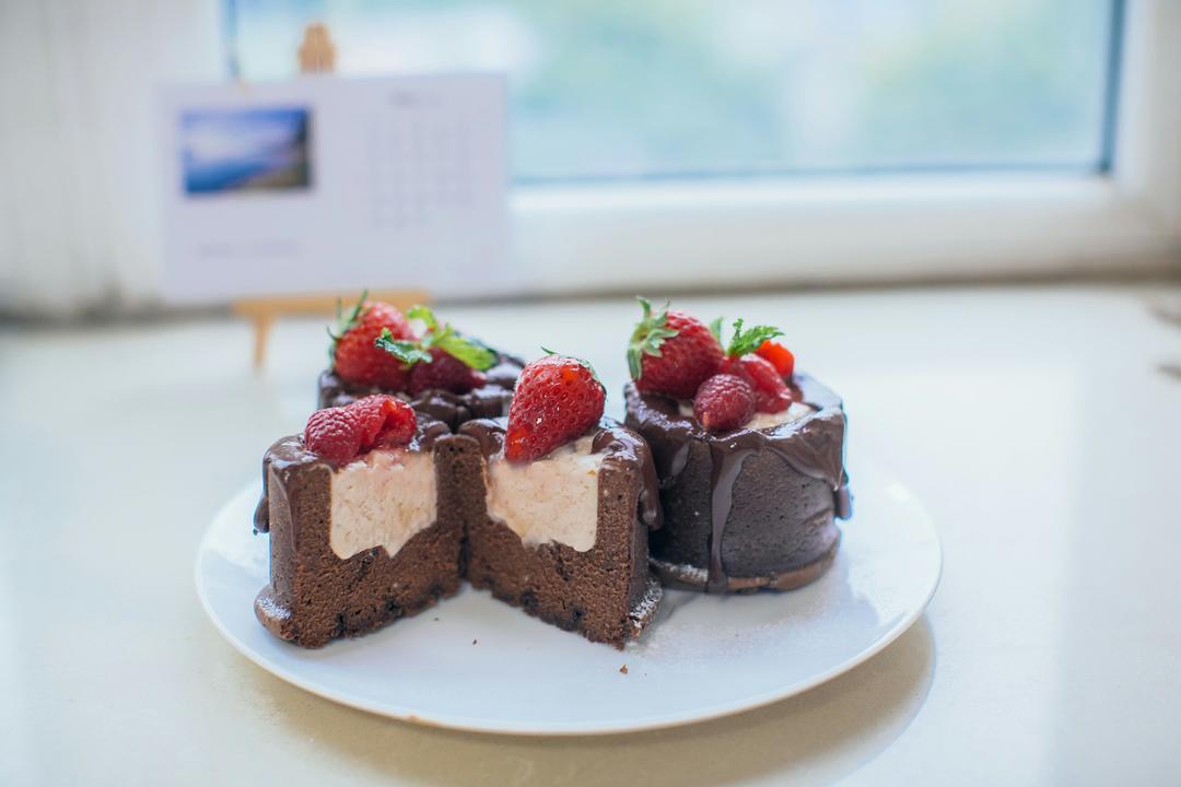 草莓可可杯蛋糕