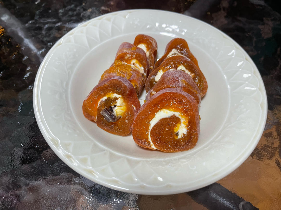 柿饼奶酪坚果卷｜一口惊艳❗️一定要去试‼️