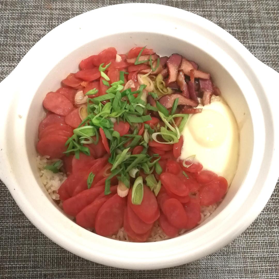 香肠煲仔饭