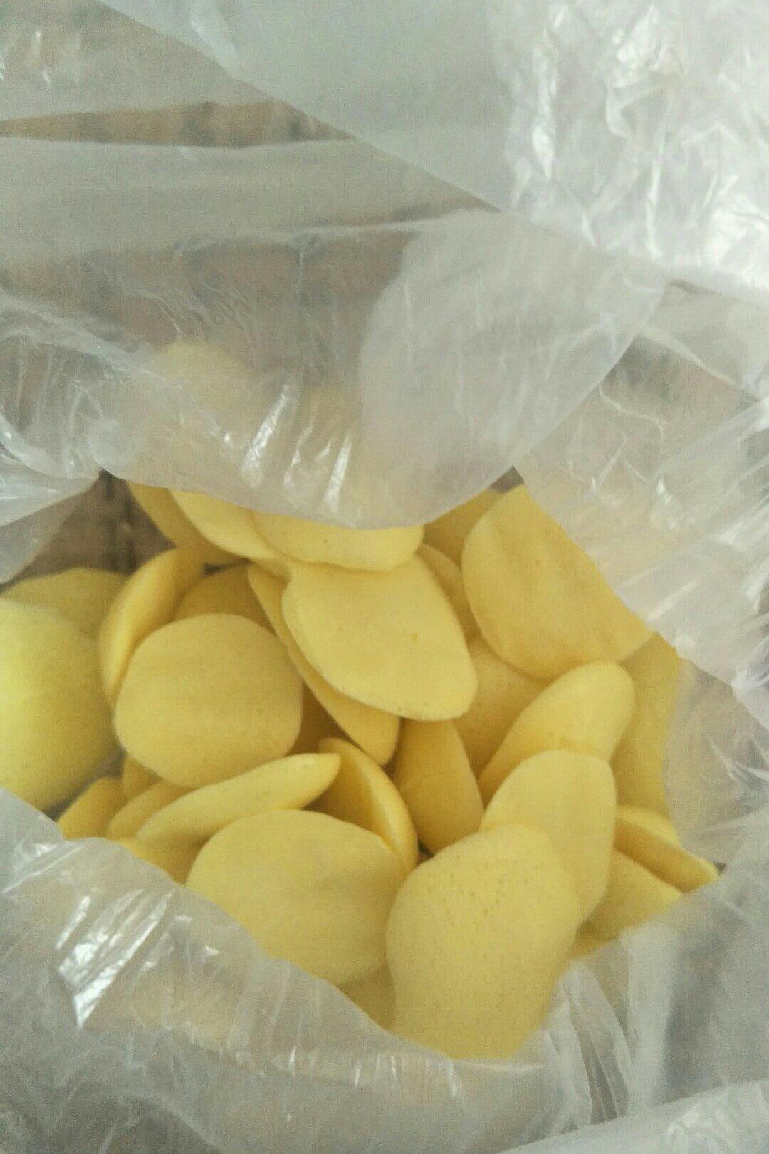 入口即化的无添加蛋黄溶豆