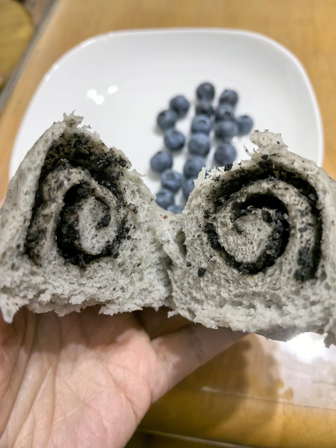 香到隔壁邻居来敲门❗️黑芝麻馒头