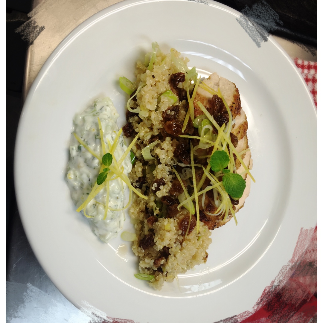 酷炫屌炸天好吃的煎鸡胸肉（香蒜蜂蜜煎鸡胸肉）