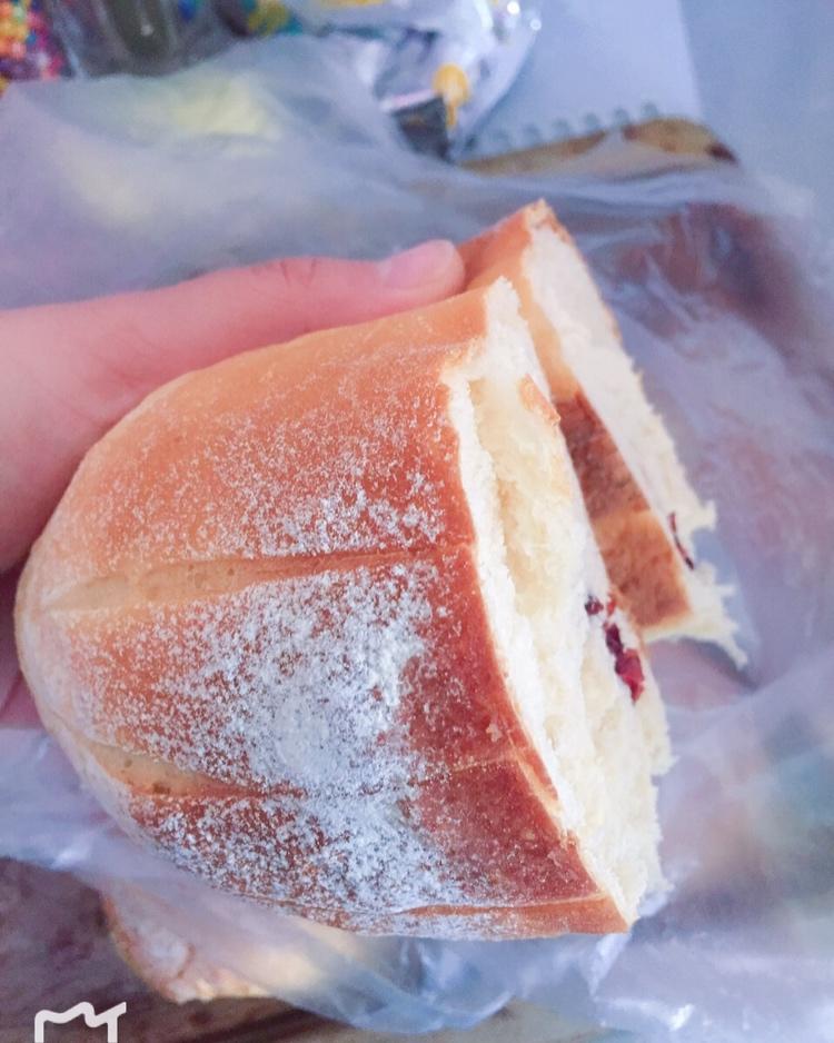 奶油哈斯面包