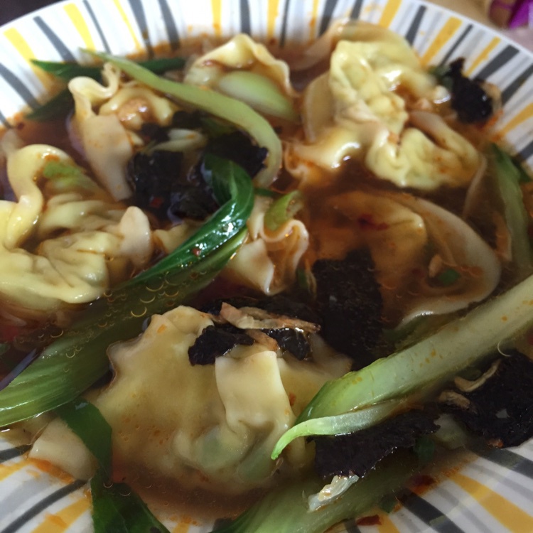菜肉大馄饨