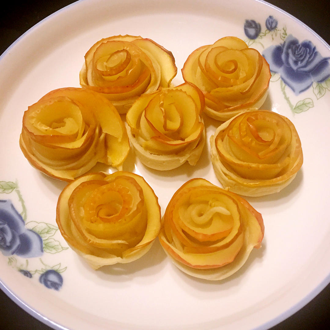 烤玫瑰苹果花