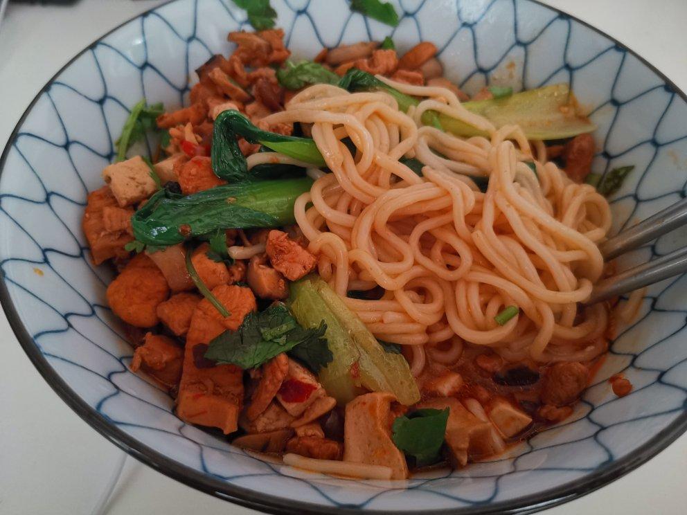 鸡丁面条（米线）