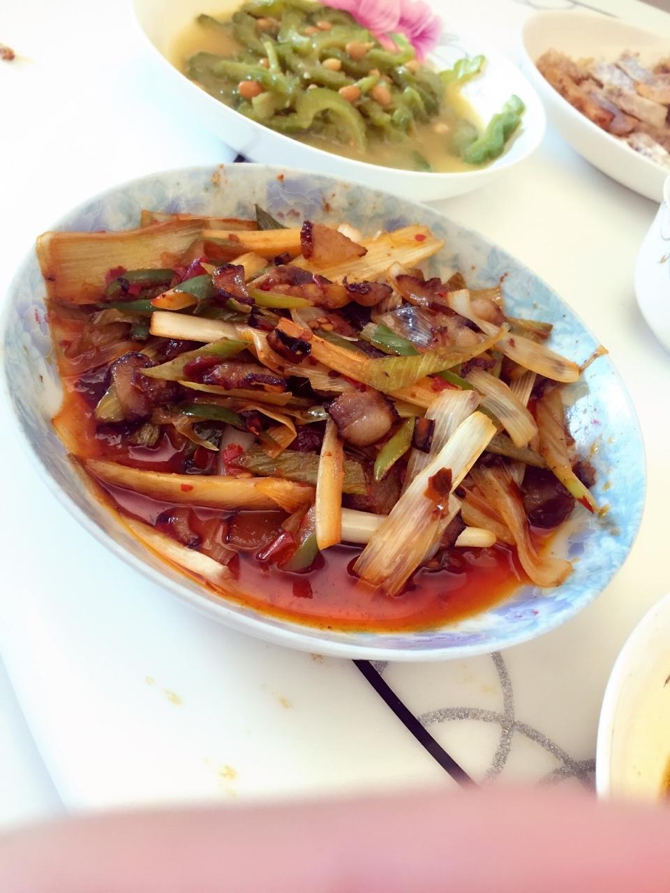 大葱炒腊肉