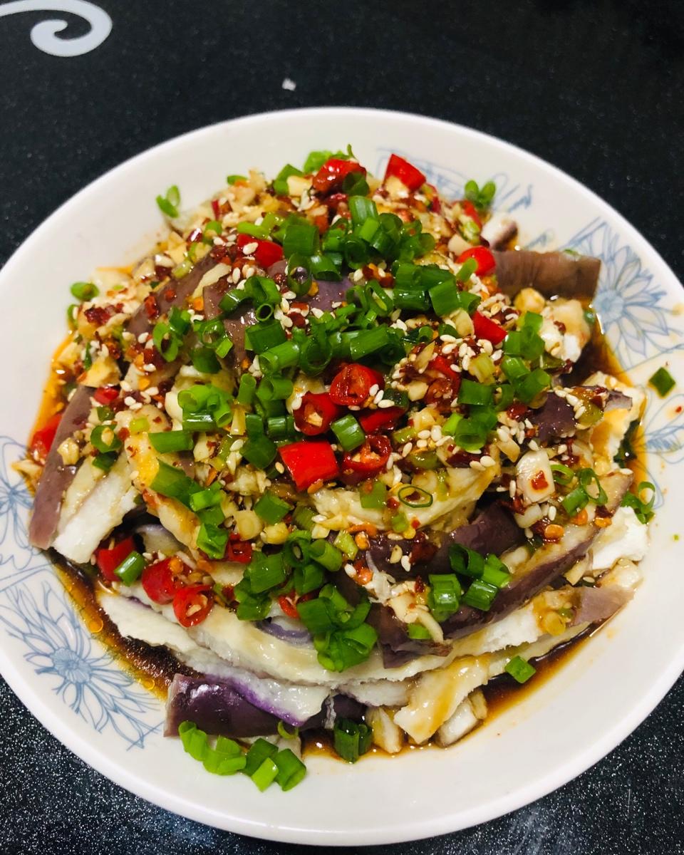 夏天必备可口菜-凉拌茄子🍆