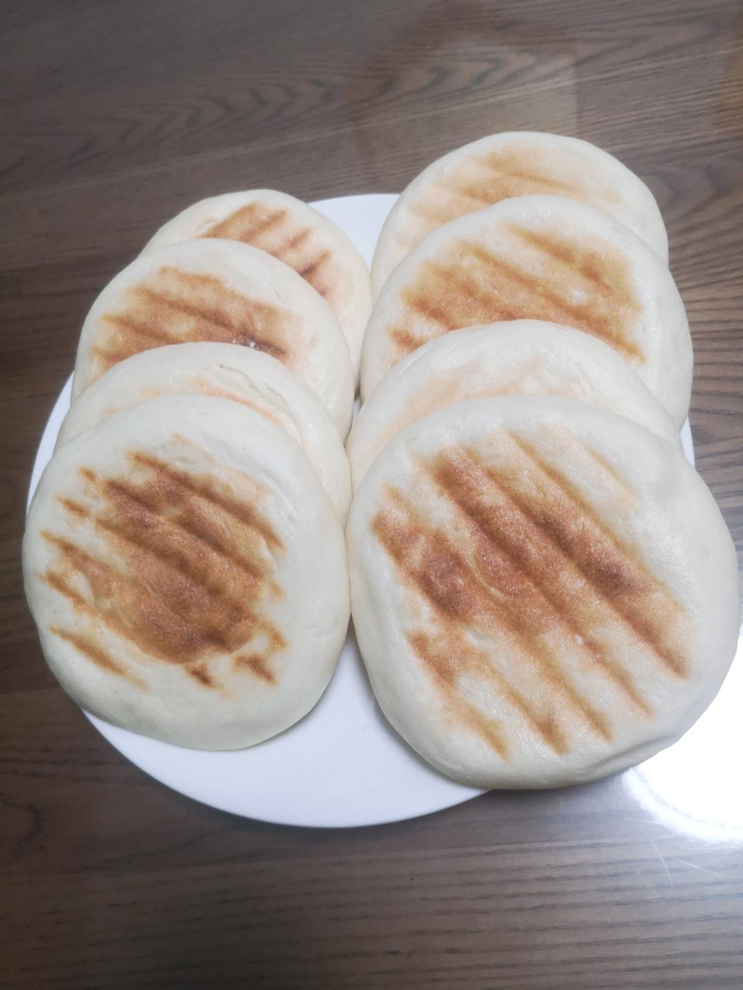 肉夹馍，白吉馍