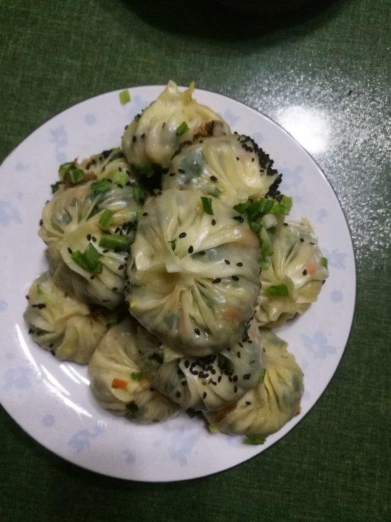 饺子皮版生煎包