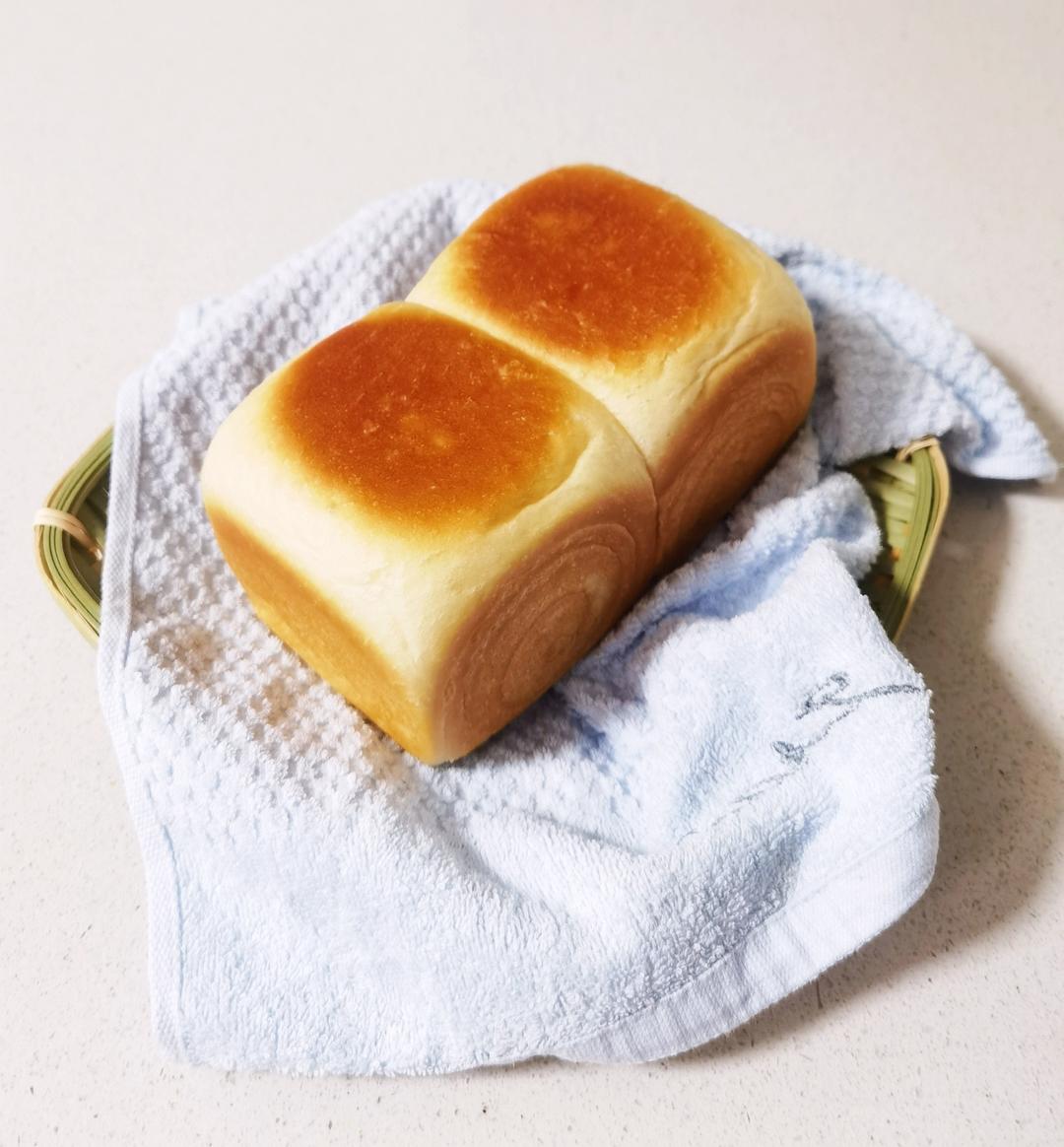 港式吐司十岁了